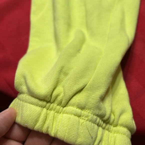 Womens yellow joggers - Picture 2 of 3